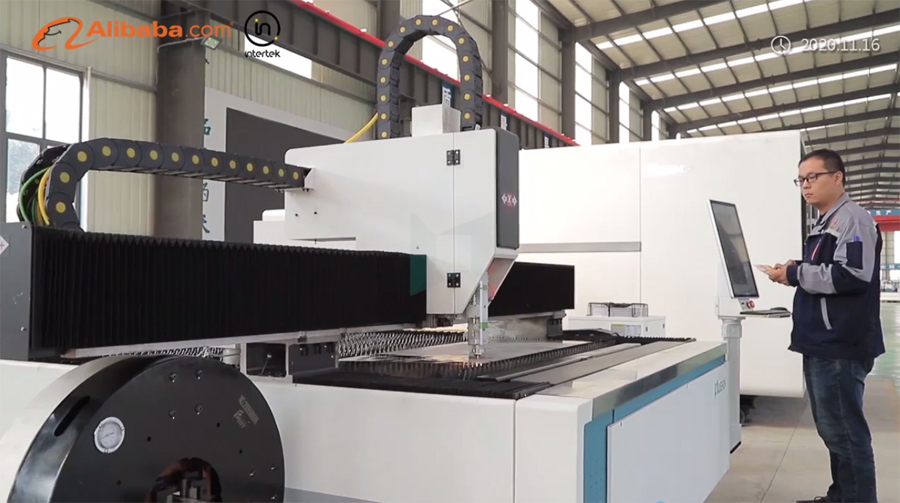 sheet and pipe laser cutting machine