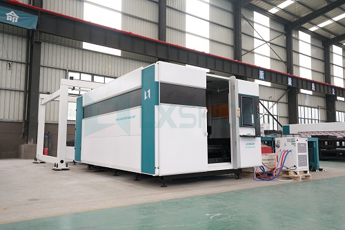 Laser cutting machine