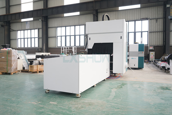 LX82TS Tube Laser Cutting Machine