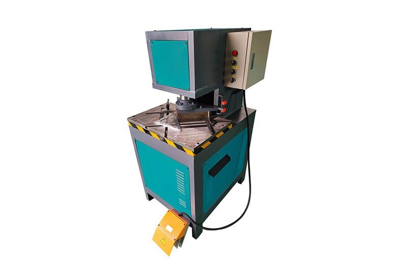 Corner Cutting Machine