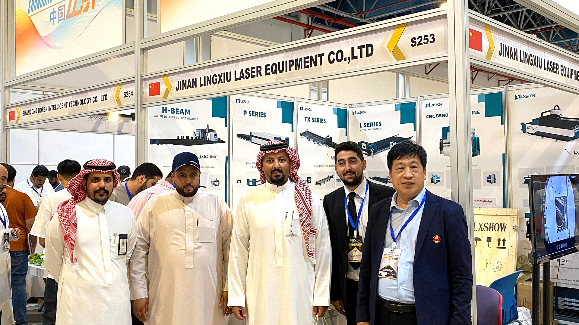 LXSHOW laser shines on the first day of JIBEX, and the four-in-one innovation ignites Jeddah! We sincerely invite more industry partners to join us!